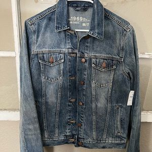 NWOT Womens 1969 Gap Jean jacket
